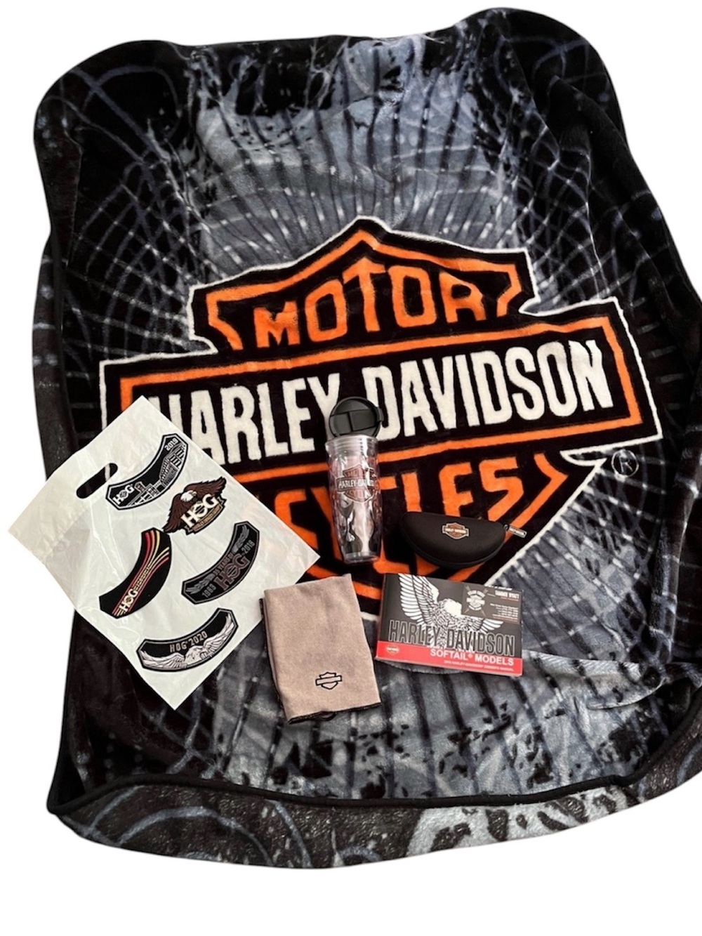 Harley-Davidson Black and Orange Motor Logo Blanket with Accessories